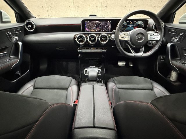 MERCEDES BENZ A class sedan