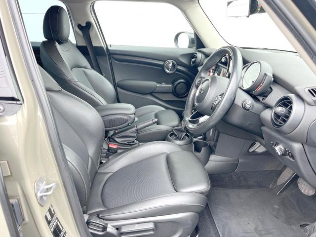 MINI COOPER D 5DOOR