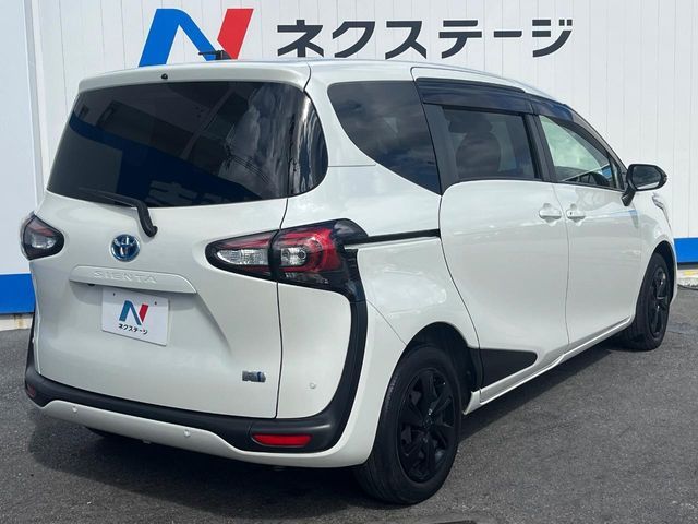 SIENTA HYBRID
