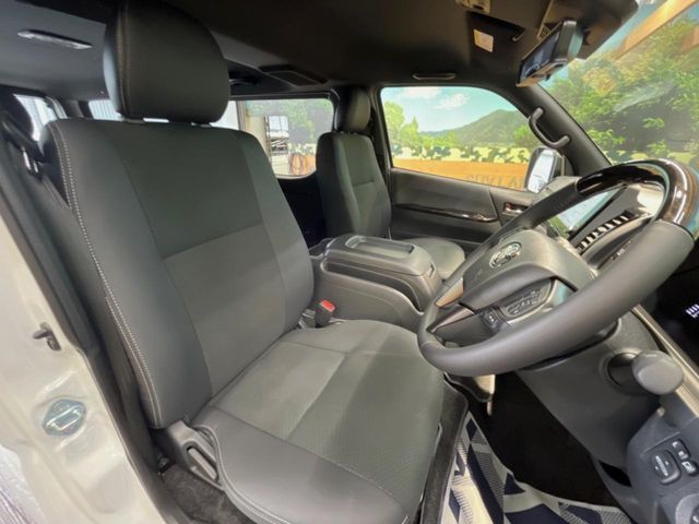 HIACE van 2WD