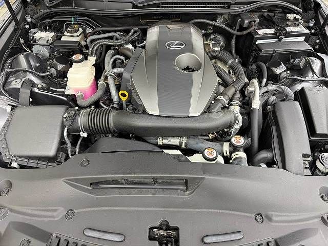 LEXUS IS300