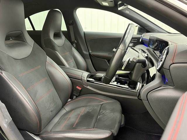 MERCEDES BENZ CLA class
