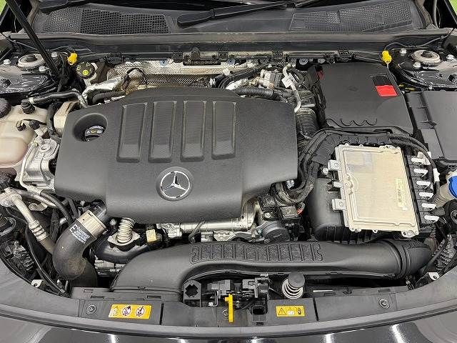 MERCEDES BENZ CLA class