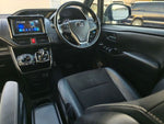 VOXY HYBRID