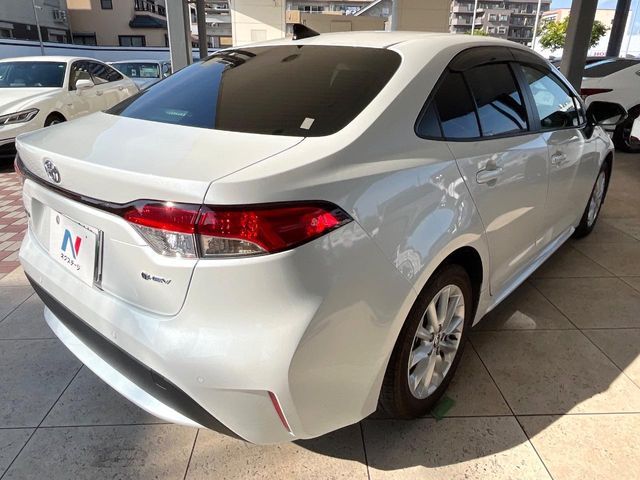 COROLLA sedan HYBRID