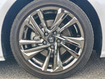CROWN sedan hybrid