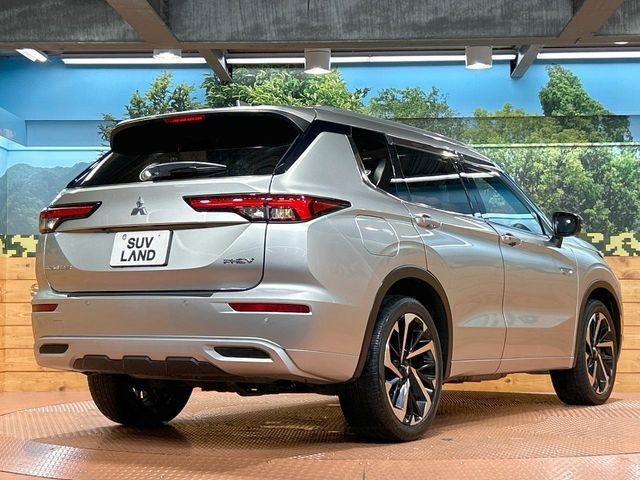 OUTLANDER PHEV