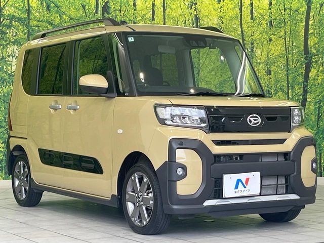 TANTO FAN CROSS 4WD