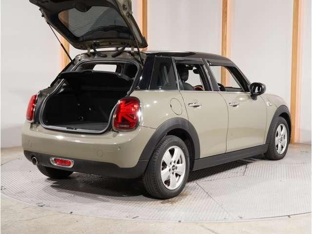MINI COOPER 5DOOR