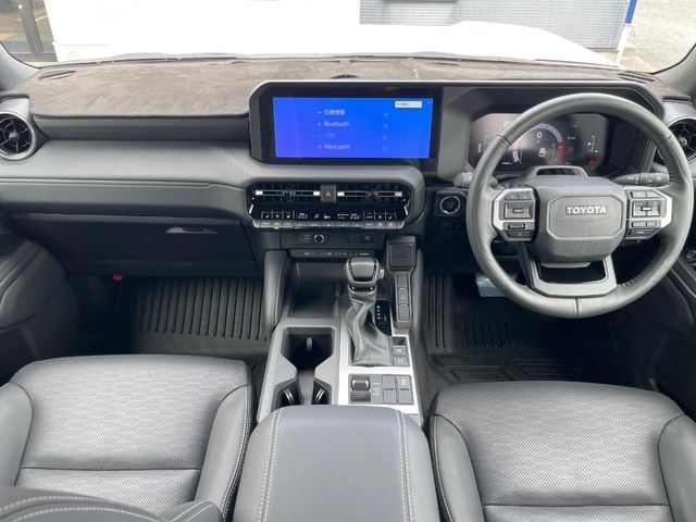LANDCRUISER 250