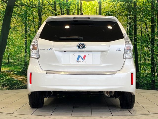 PRIUS Alpha