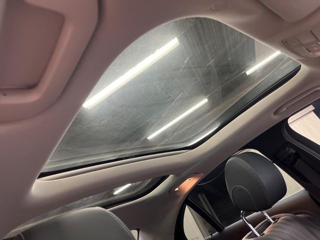 MERCEDES BENZ E class sedan