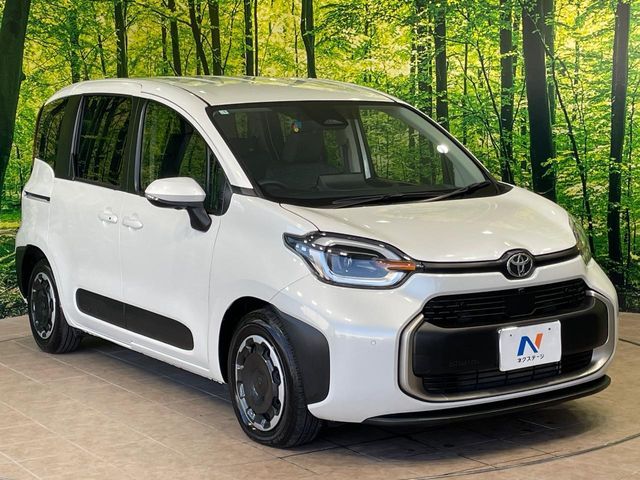 SIENTA HYBRID