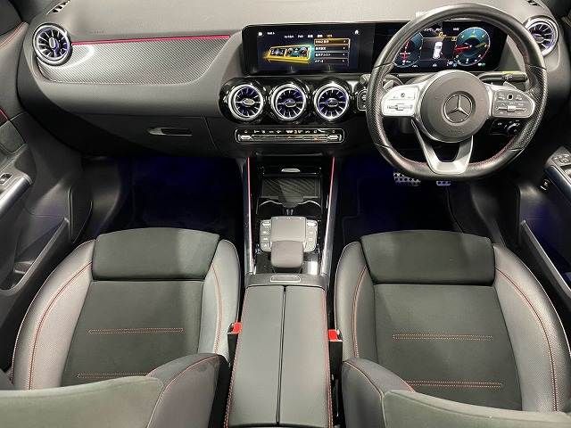 MERCEDES BENZ GLA class