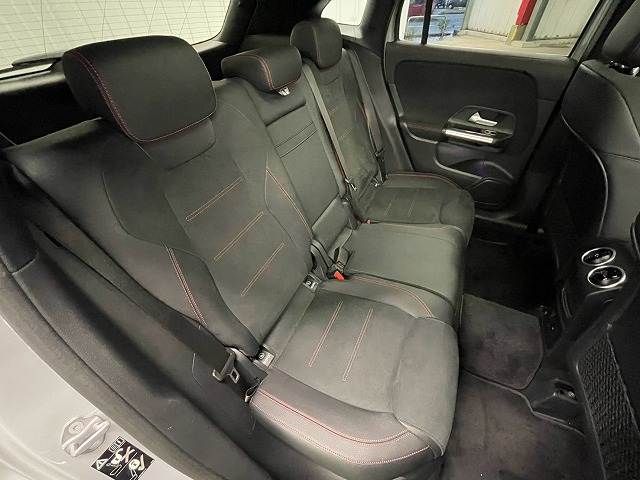 MERCEDES BENZ GLA class