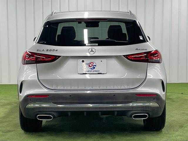 MERCEDES BENZ GLA class