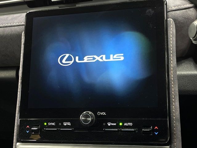 LEXUS LBX