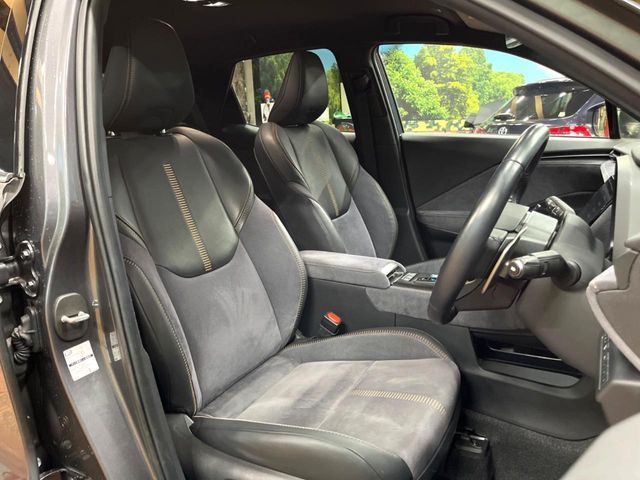 LEXUS LBX