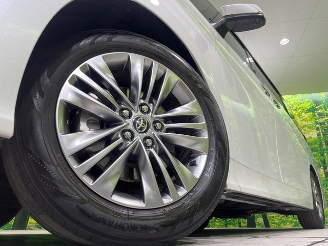 ALPHARD hybrid 4WD