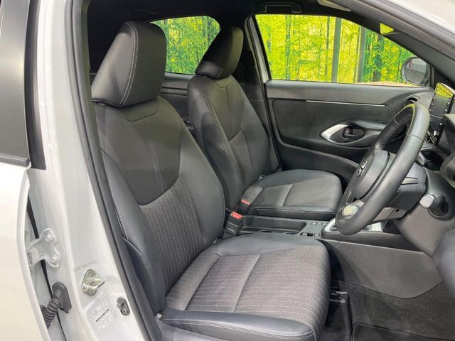 YARIS CROSS HYBRID
