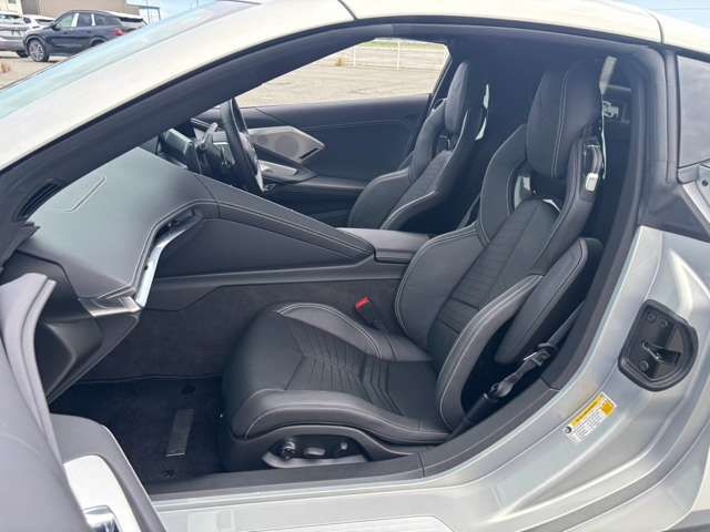 CHEVROLET CORVETTE COUPE