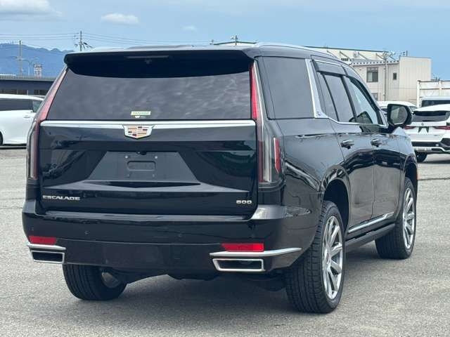 CADILLAC ESCALADE