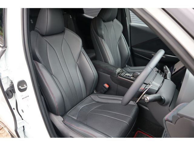 LEXUS LBX