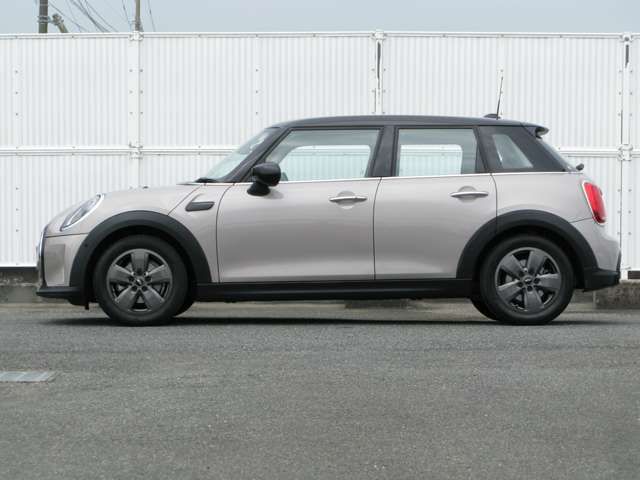 MINI COOPER D 5DOOR