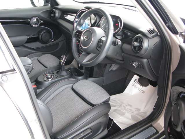 MINI COOPER D 5DOOR