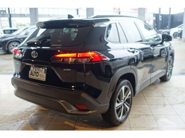 COROLLA CROSS HYBRID