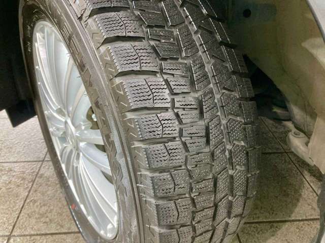 VEZEL HYBRID 4WD