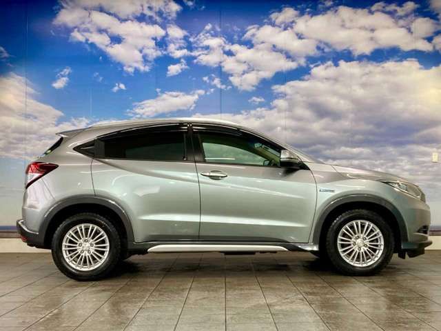 VEZEL HYBRID 4WD