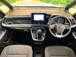 VOXY HYBRID