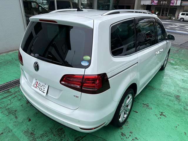 VOLKSWAGEN SHARAN