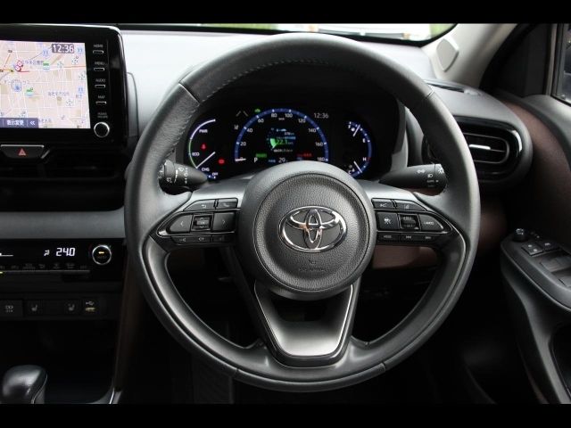YARIS CROSS HYBRID
