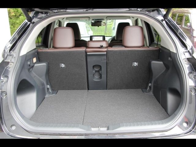 YARIS CROSS HYBRID