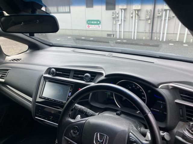 FIT HYBRID