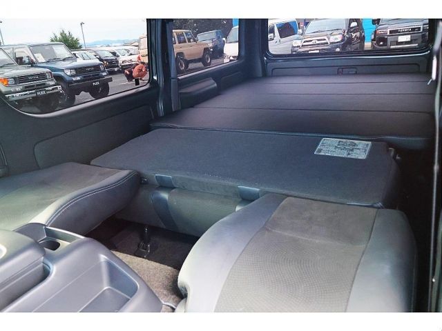 HIACE van 2WD