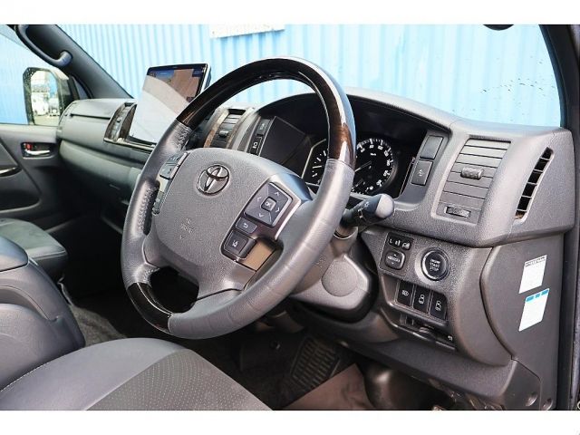 HIACE van 2WD
