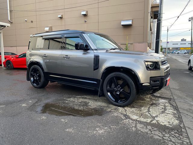 ROVER DEFENDER