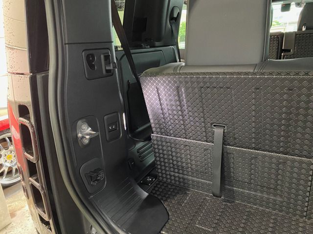 ROVER DEFENDER
