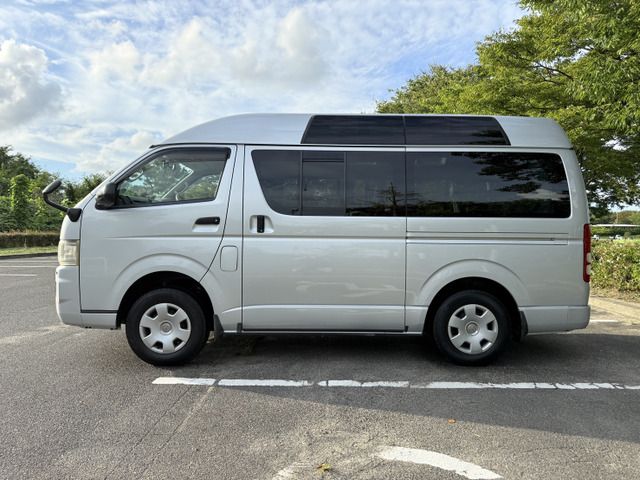 HIACE van 4WD