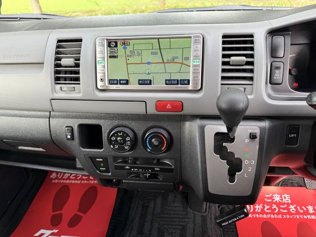 HIACE van 4WD