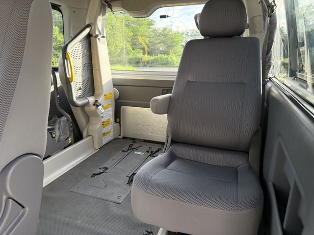 HIACE van 4WD