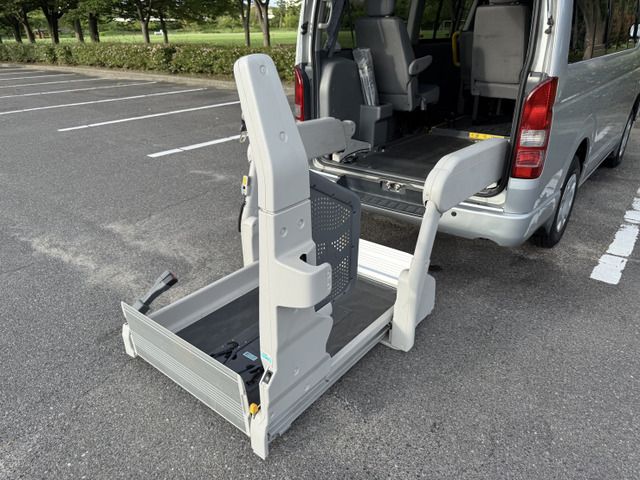 HIACE van 4WD