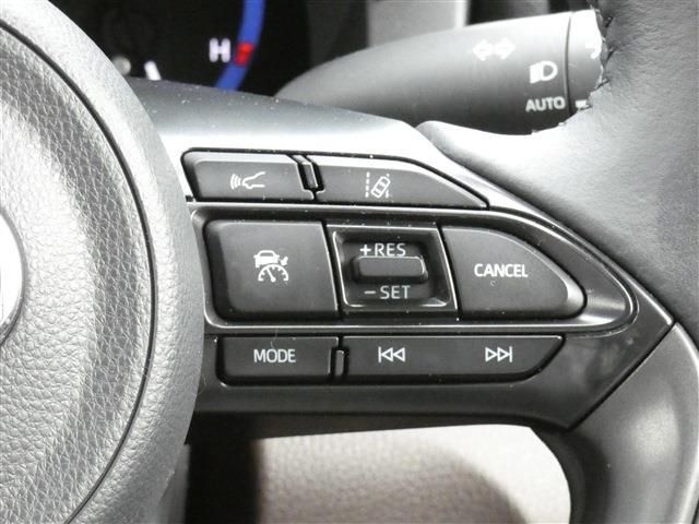 YARIS CROSS HYBRID
