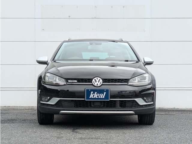 VOLKSWAGEN GOLF Alltrack