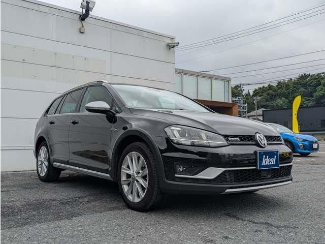 VOLKSWAGEN GOLF Alltrack