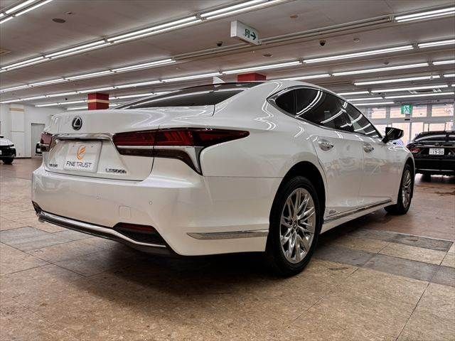 LEXUS LS500h