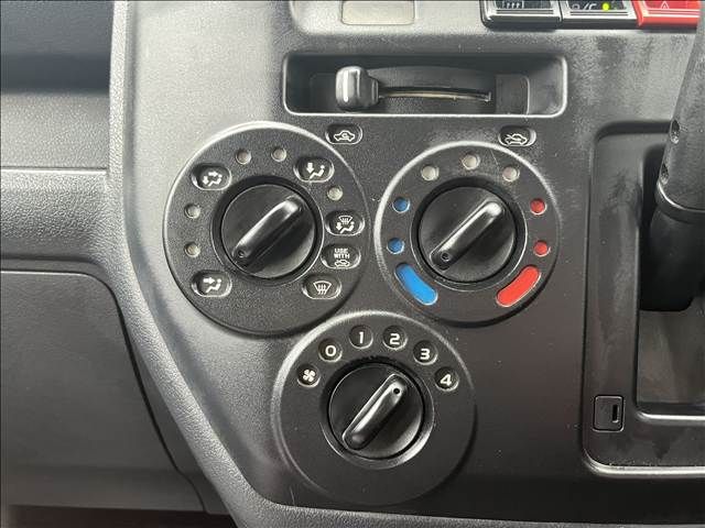 BONGO van 2WD